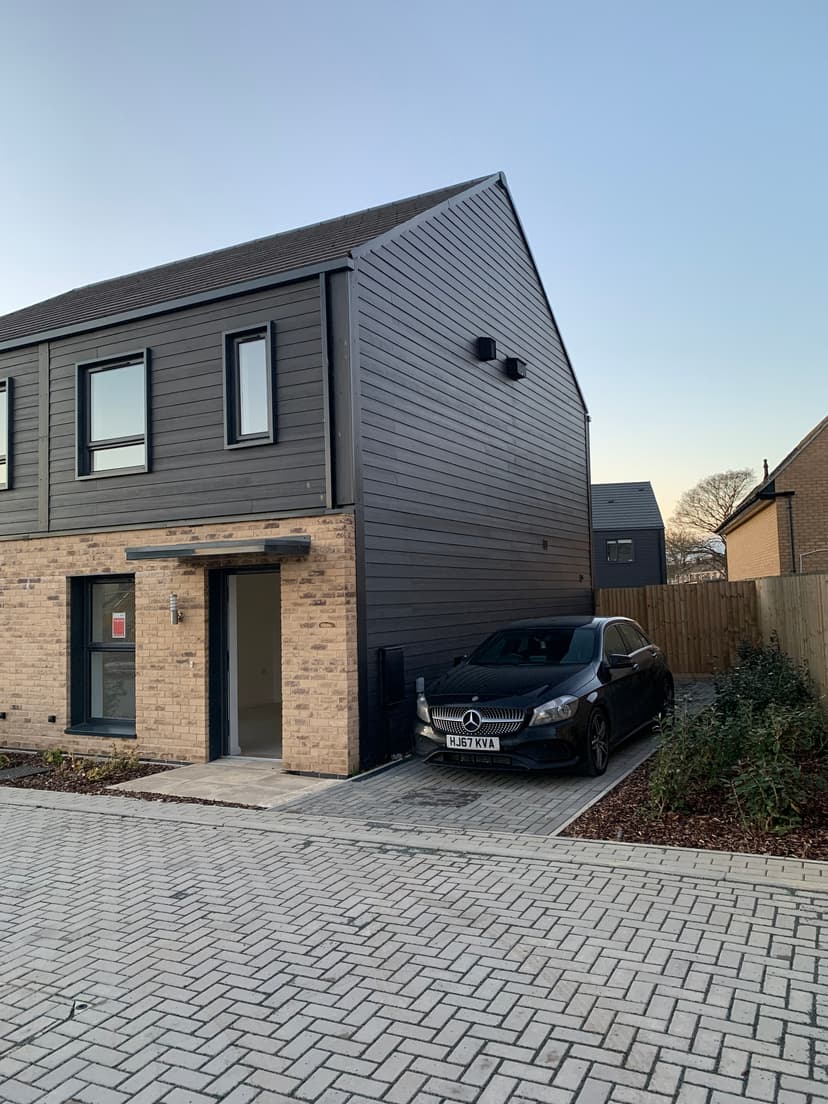 Image 1:2 bedroom Semi-detached house to rent