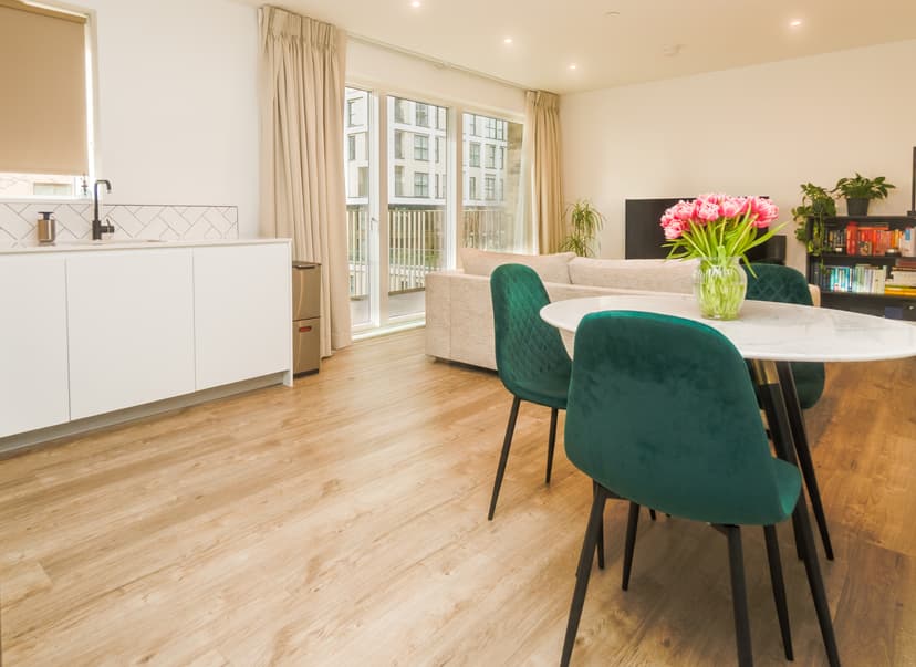 Image 1:1 bedroom Apartment or flat to rent