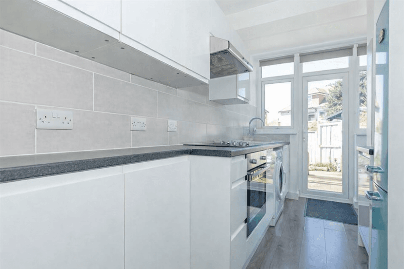 Image 3:2 bedroom Apartment or flat to rent