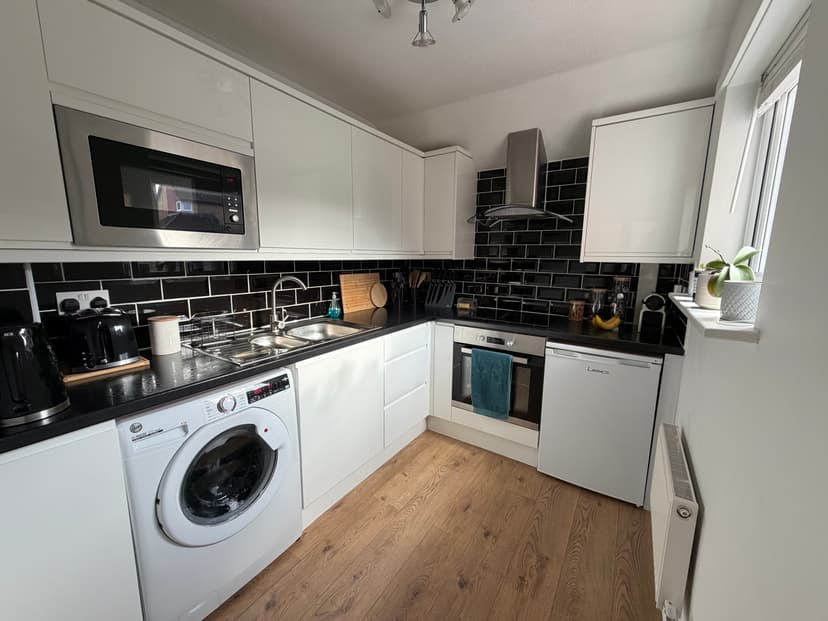 Image 3:1 bedroom Semi-detached house to rent