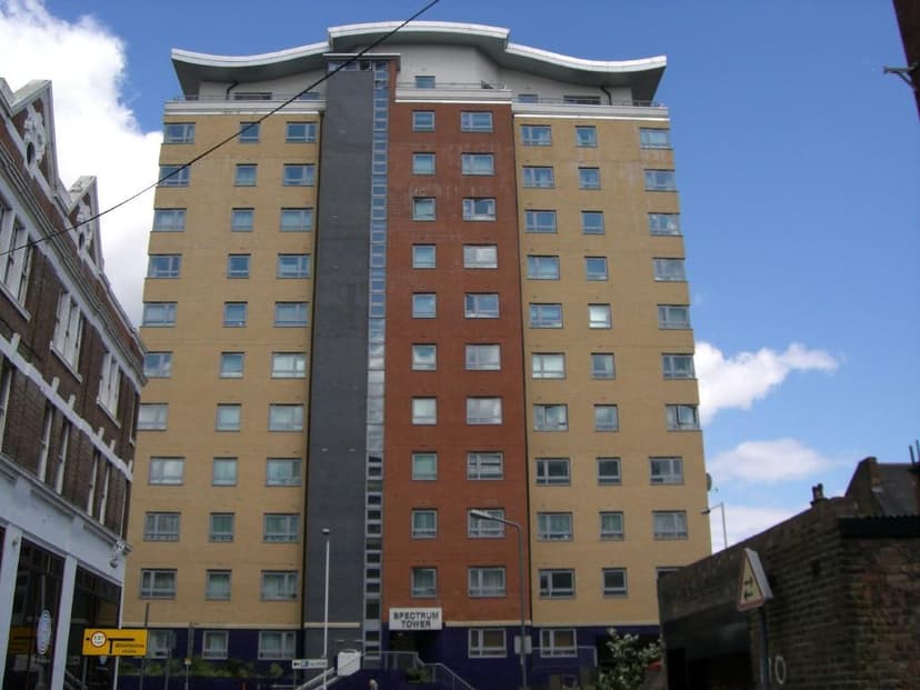 Image 1:2 bedroom Apartment or flat to rent