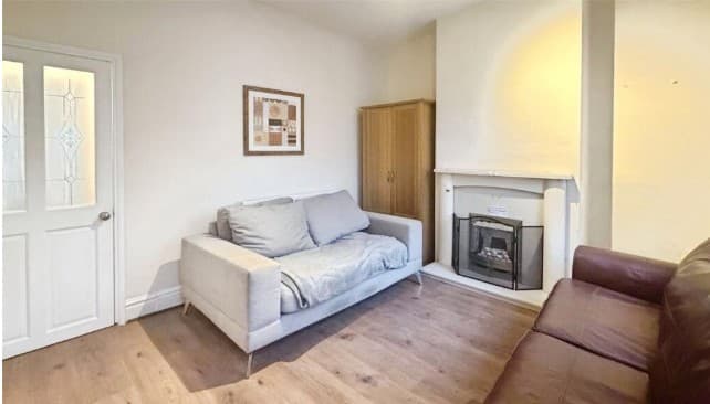 Image 1:3 bedroom Terraced house to rent