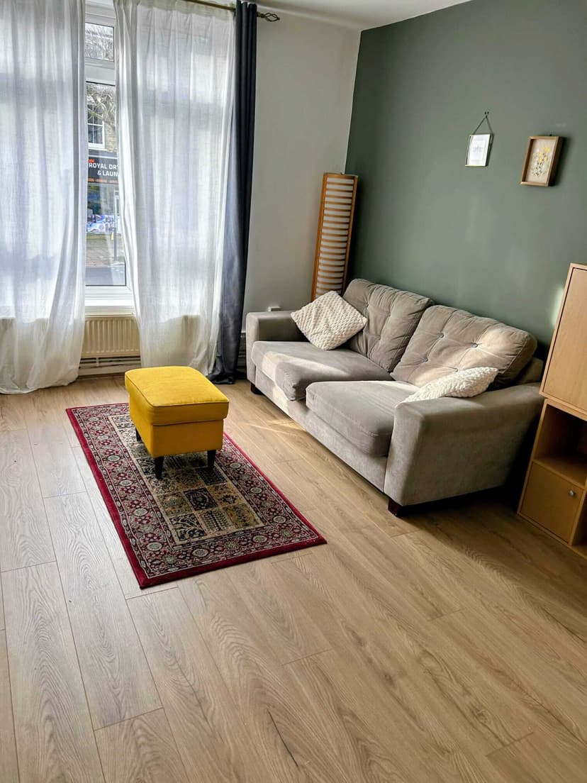 Image 1:1 bedroom Flat to rent