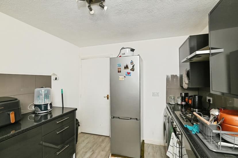 Image 3:2 bedroom Flat to rent