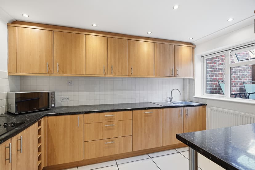 Image 2:3 bedroom Terraced house to rent