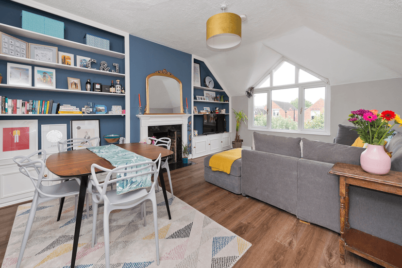Image 1:2 bedroom Flat to rent