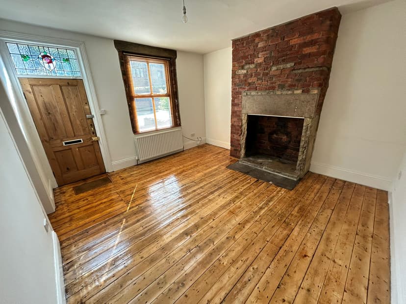 Image 1:3 bedroom Terraced house to rent