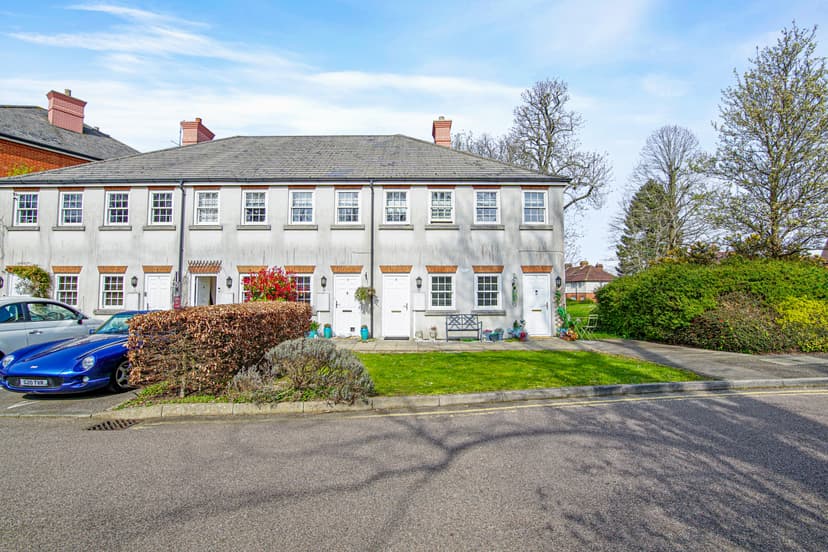 Image 1:2 bedroom Maisonette to rent