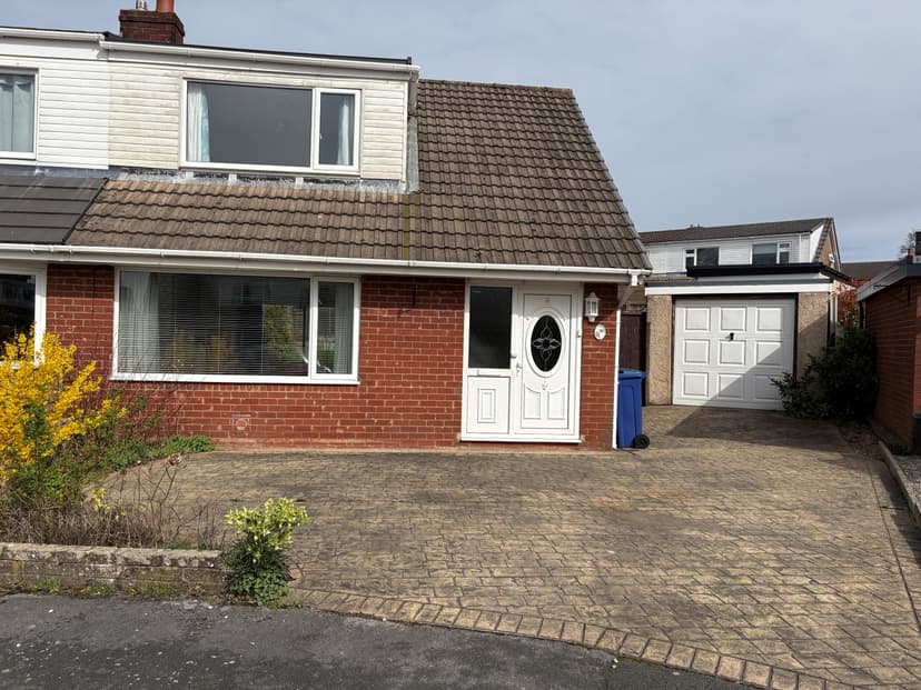Image 1:3 bedroom Semi-detached house to rent