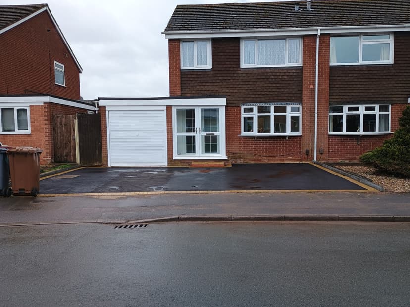 Image 1:3 bedroom Semi-detached house to rent