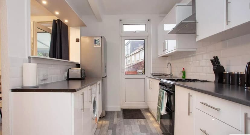 Image 1:3 bedroom Terraced house to rent