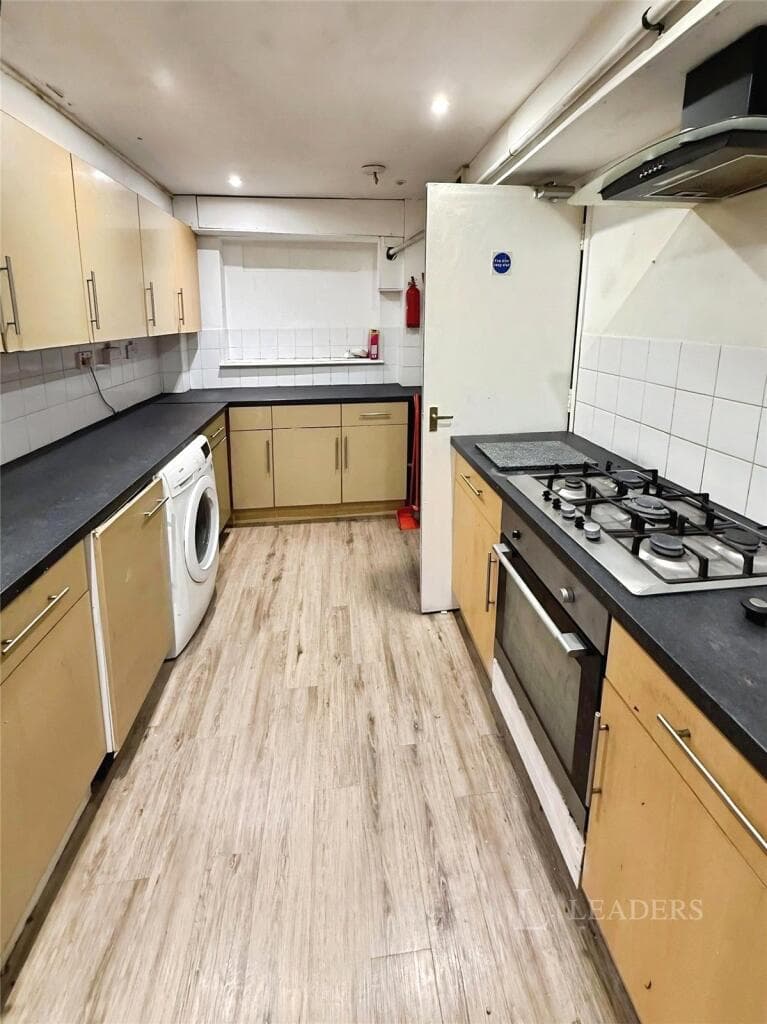 Image 3:2 bedroom House share to rent