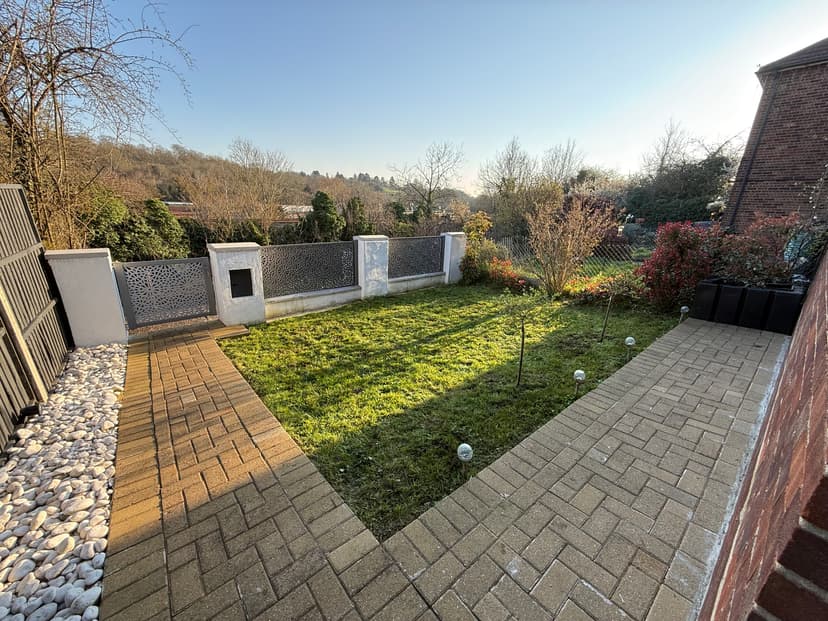 Image 2:3 bedroom Semi-detached house to rent