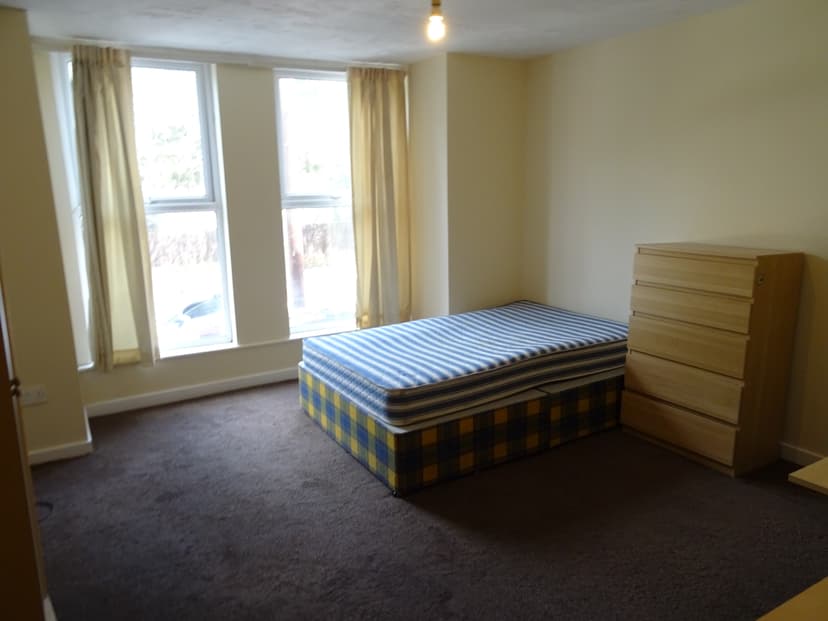 Image 2:2 bedroom Apartment or flat to rent