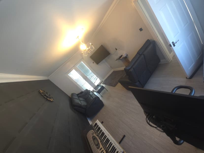 Image 3:3 bedroom Semi-detached house to rent