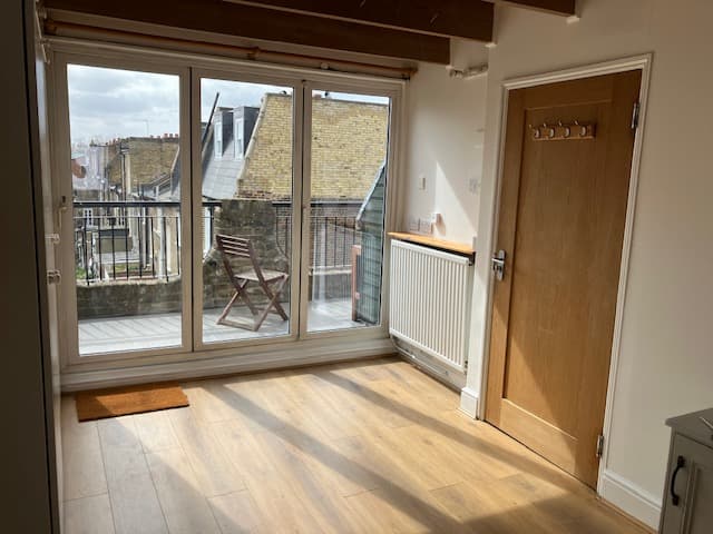 Image 2:3 bedroom Apartment or flat to rent