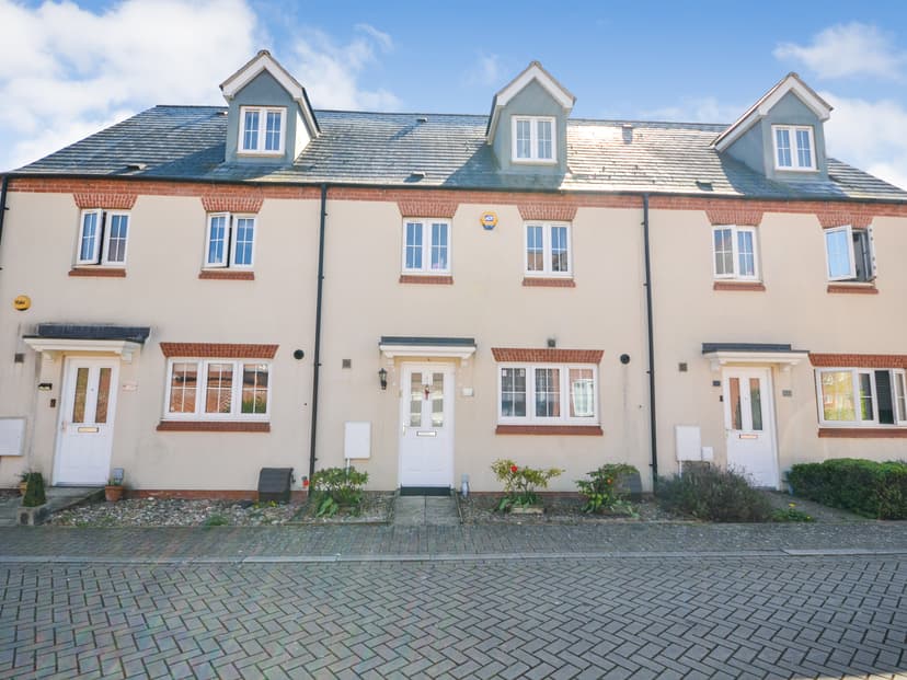 Image 1:4 bedroom Terraced house to rent