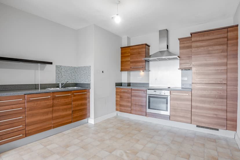 Image 1:2 bedroom Apartment or flat to rent