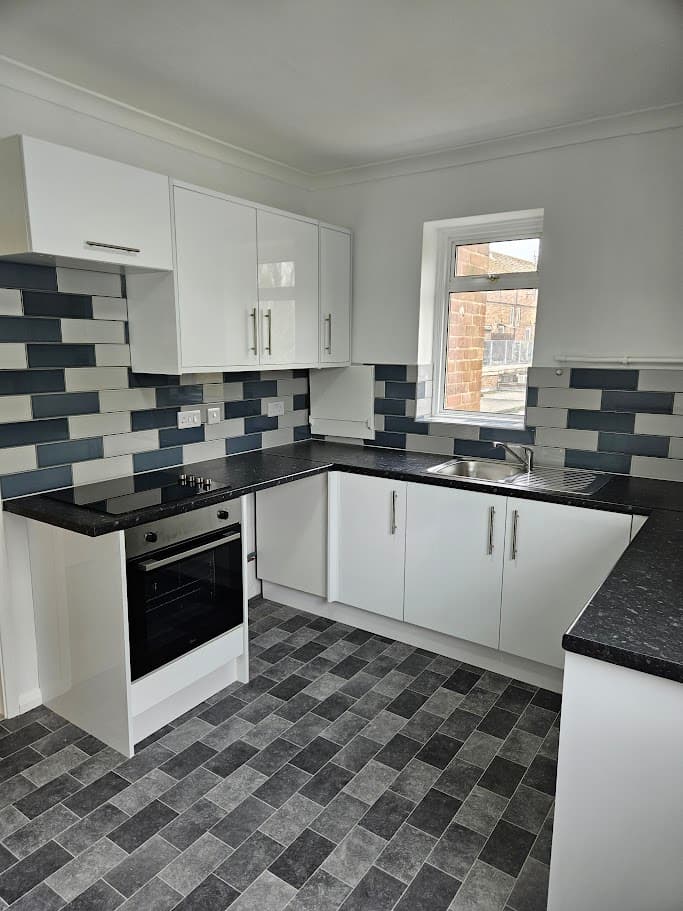 Image 1:2 bedroom Apartment or flat to rent