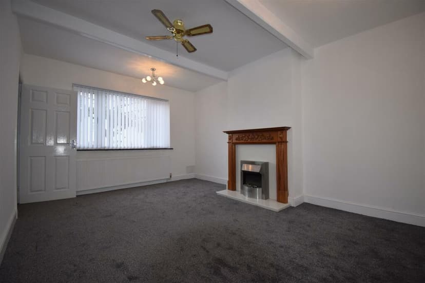 Image 3:3 bedroom Semi-detached house to rent
