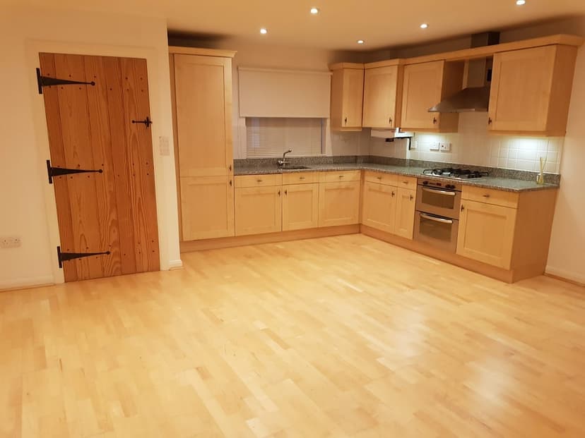 Image 3: Studio Flat to rent
