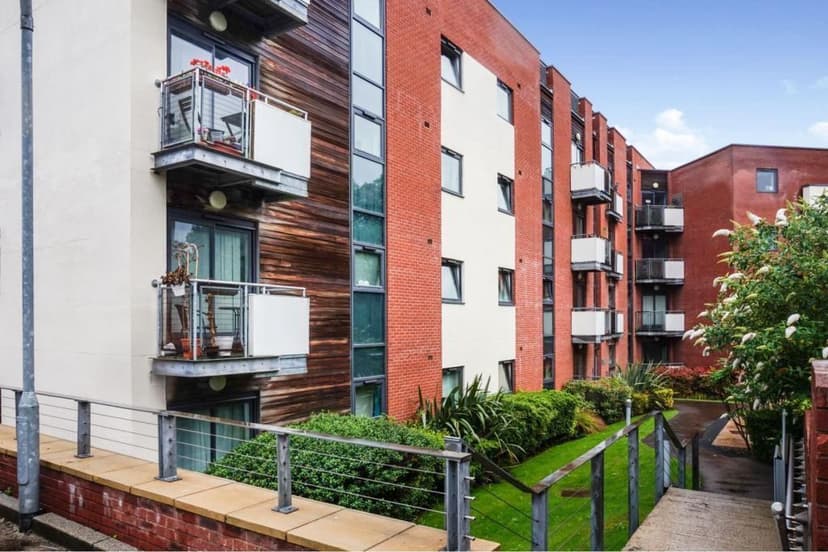 Image 1:2 bedroom Apartment or flat to rent