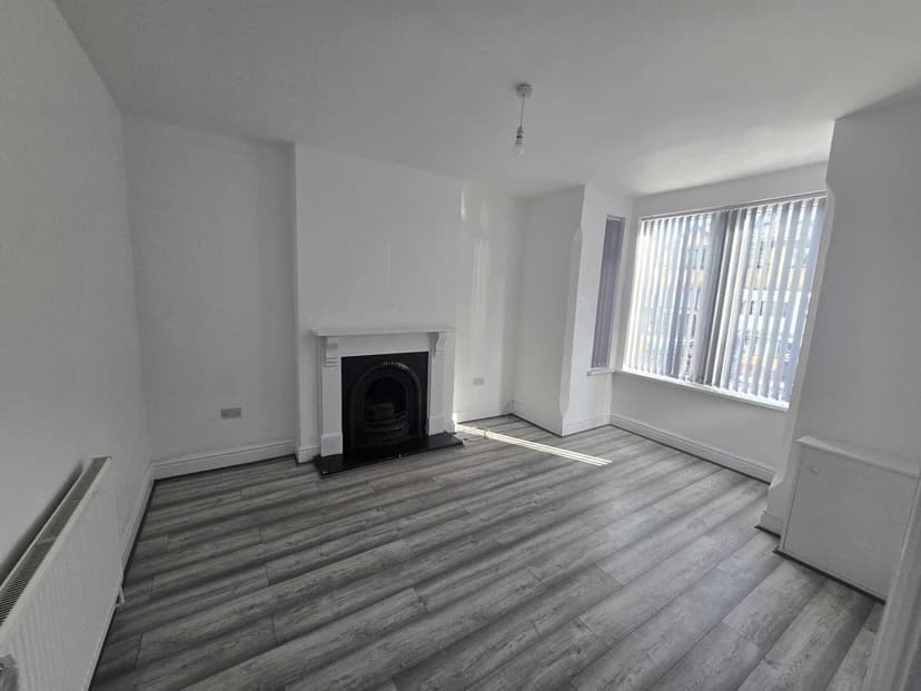 Image 3:3 bedroom End-of-terrace house to rent