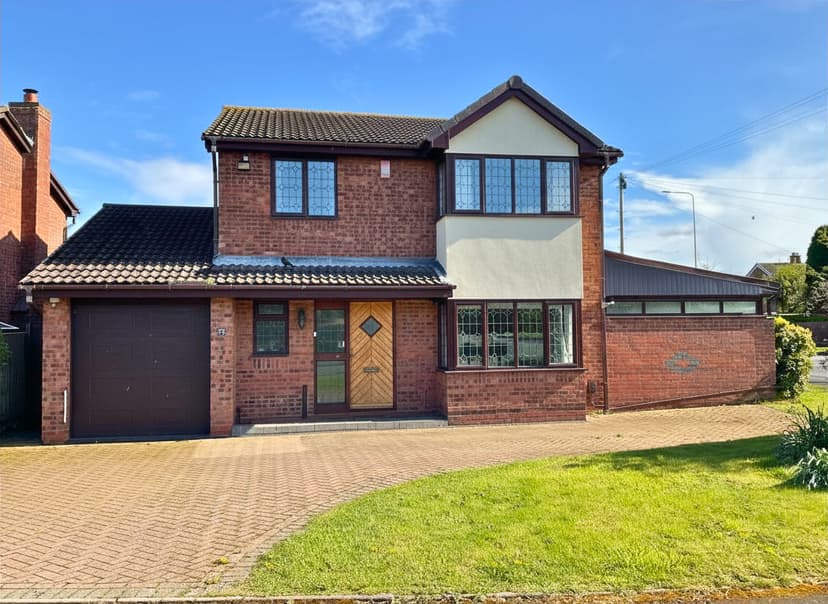 Image 1:4 bedroom Detached house to rent