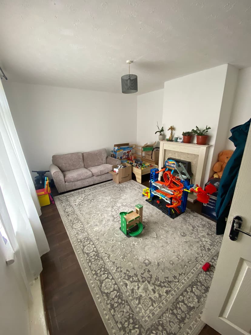 Image 3:3 bedroom Semi-detached house to rent