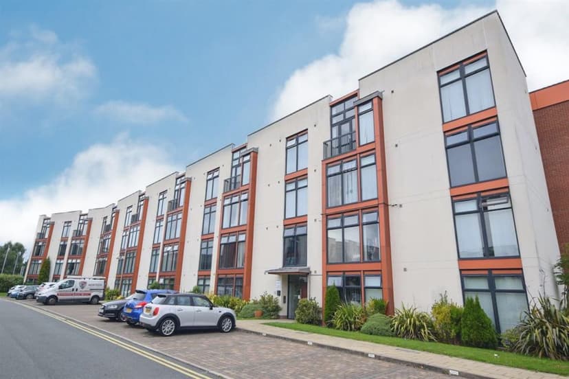 Image 1:2 bedroom Apartment or flat to rent