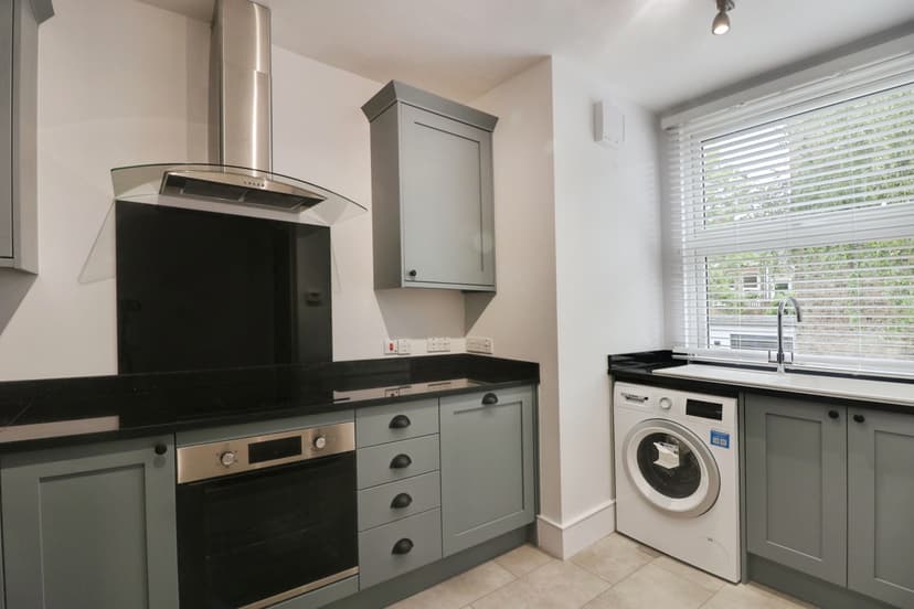 Image 1:3 bedroom Apartment or flat to rent
