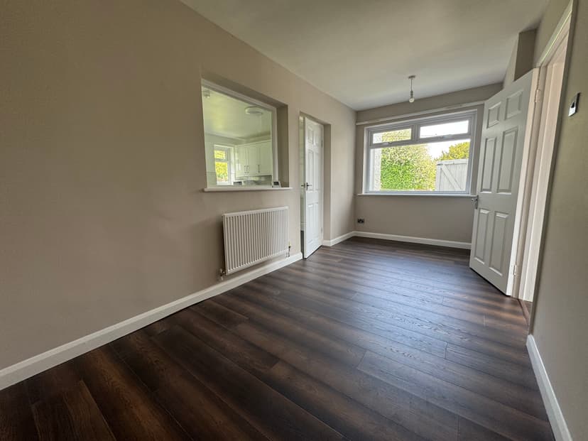 Image 2:3 bedroom Semi-detached house to rent