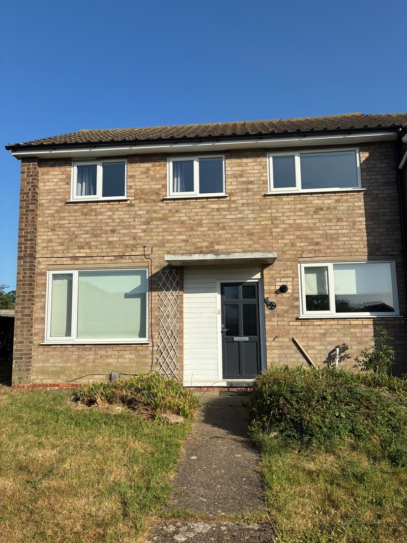 Image 1:3 bedroom End-of-terrace house to rent