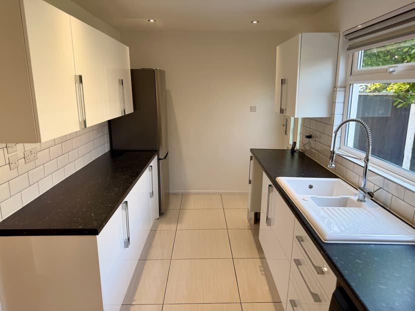 Image 2:2 bedroom Terraced house to rent