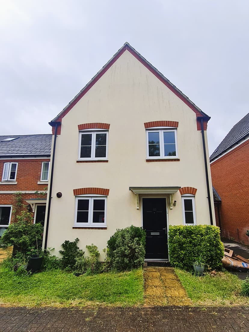 Image 3:4 bedroom Detached house to rent