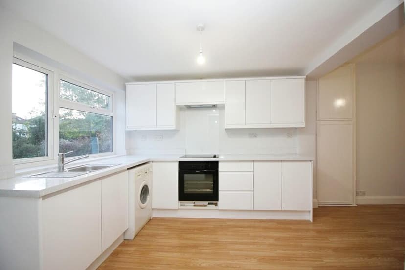 Image 3:3 bedroom Semi-detached house to rent