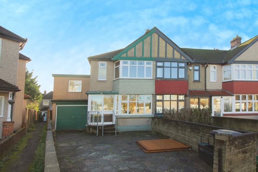 Image 1:3 bedroom Semi-detached house to rent