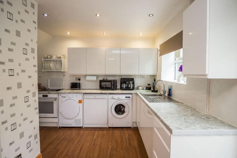 Image 2:2 bedroom Terraced house to rent