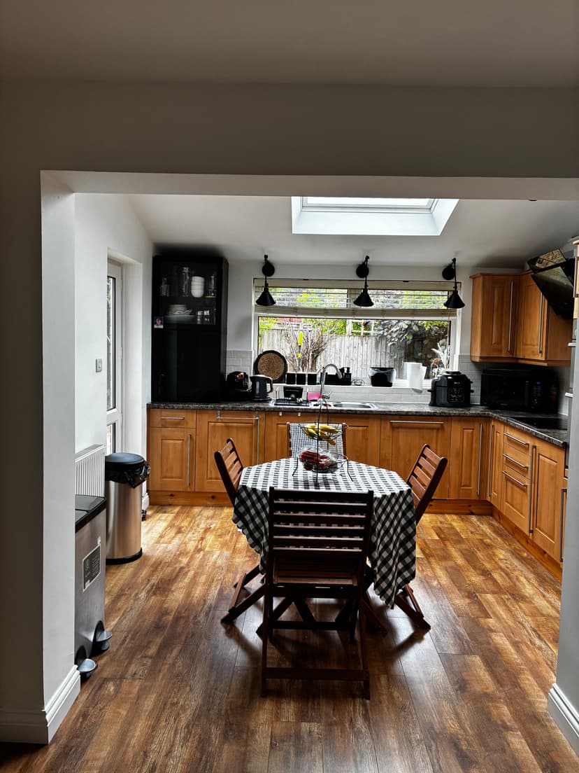 Image 2:4 bedroom Link-detached house to rent