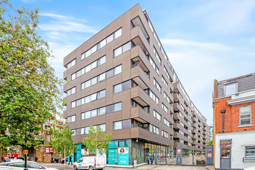 Image 1:1 bedroom Apartment or flat to rent