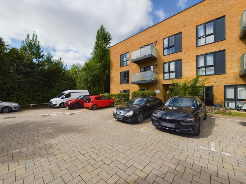 Image 2:2 bedroom Apartment or flat to rent