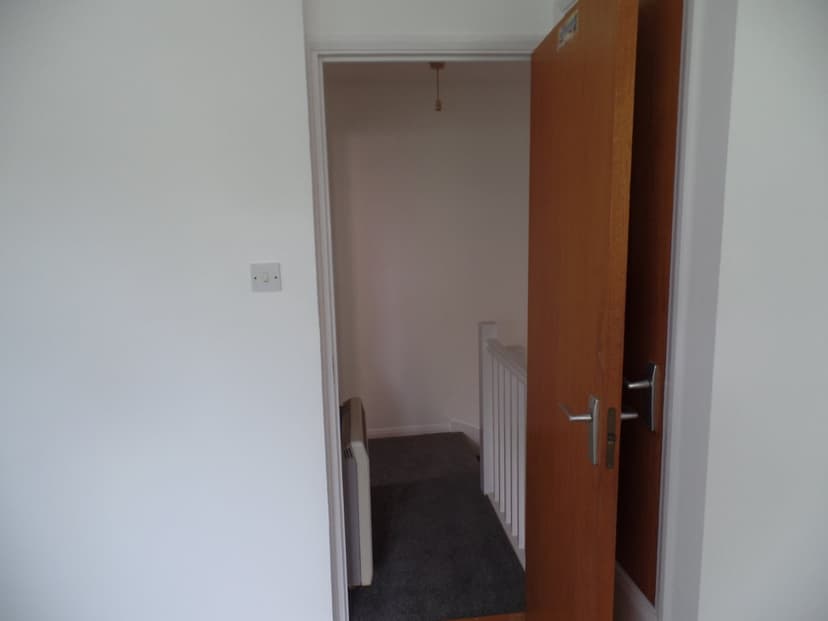 Image 3:1 bedroom End-of-terrace house to rent