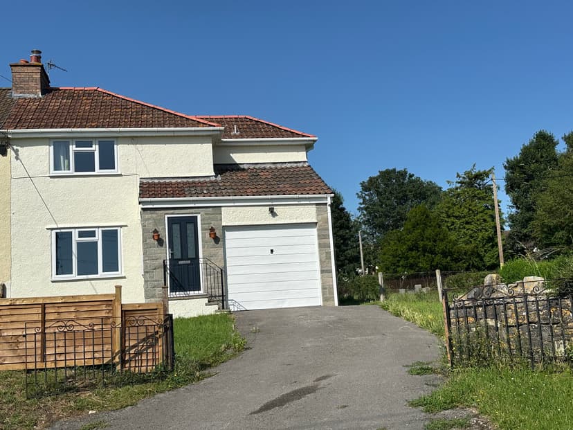 Image 1:3 bedroom Semi-detached house to rent