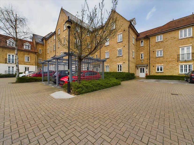 Image 1:2 bedroom Apartment or flat to rent