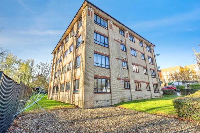Image 1:2 bedroom Apartment or flat to rent