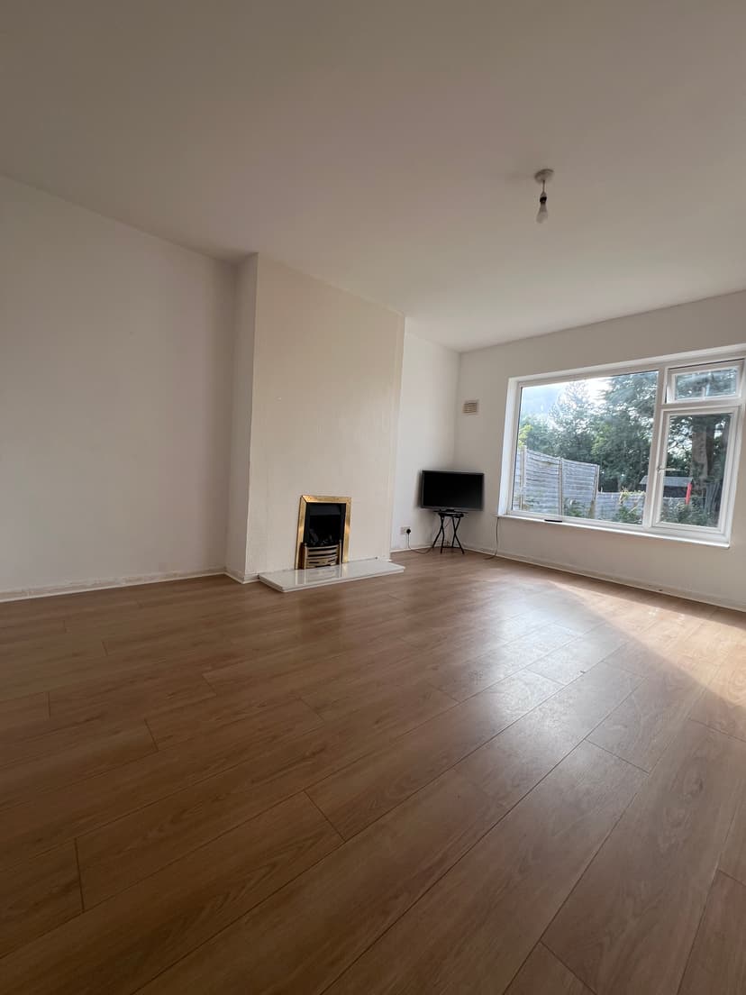 Image 3:3 bedroom Semi-detached house to rent