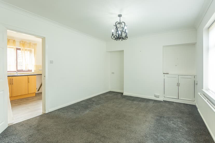 Image 3:3 bedroom Semi-detached house to rent