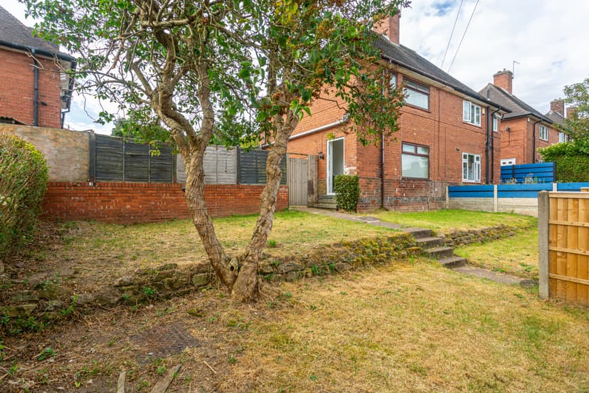 Image 1:3 bedroom Semi-detached house to rent
