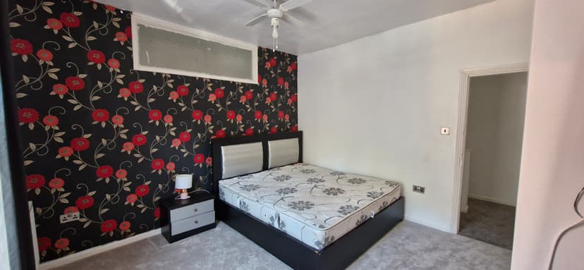 Image 2:2 bedroom Terraced house to rent