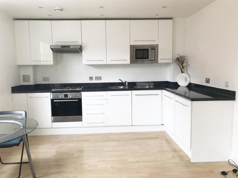 Image 2:1 bedroom Apartment or flat to rent
